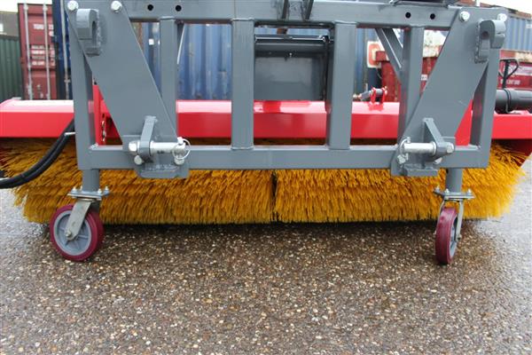 Grote foto kraffter veegmachine 2.00m doe het zelf en verbouw gereedschappen en machines