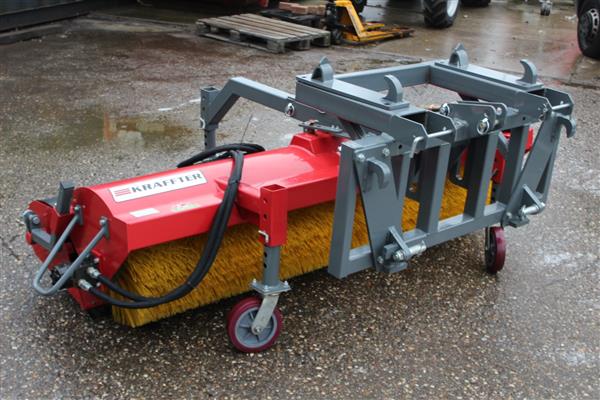 Grote foto kraffter veegmachine 2.00m doe het zelf en verbouw gereedschappen en machines