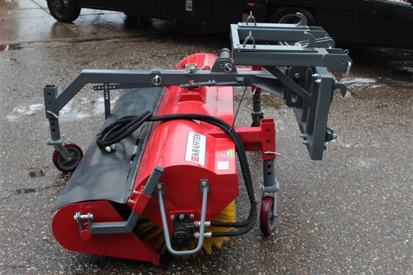 Grote foto kraffter veegmachine 2.00m doe het zelf en verbouw gereedschappen en machines