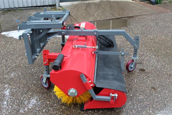 Grote foto kraffter veegmachine 2.00m doe het zelf en verbouw gereedschappen en machines