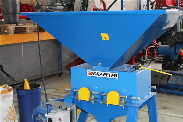 Grote foto kraffter graanpletter agrarisch mechanisatie