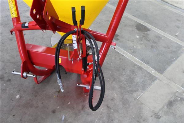 Grote foto kraffter jp400 zoutstrooier agrarisch mechanisatie