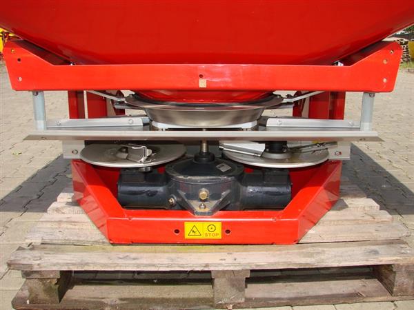 Grote foto kraffter sr1200 kunstmeststrooier agrarisch mechanisatie