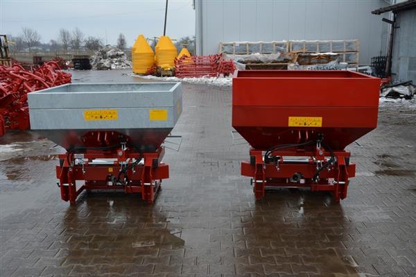 Grote foto kraffter jms1000 kunstmeststrooier agrarisch mechanisatie