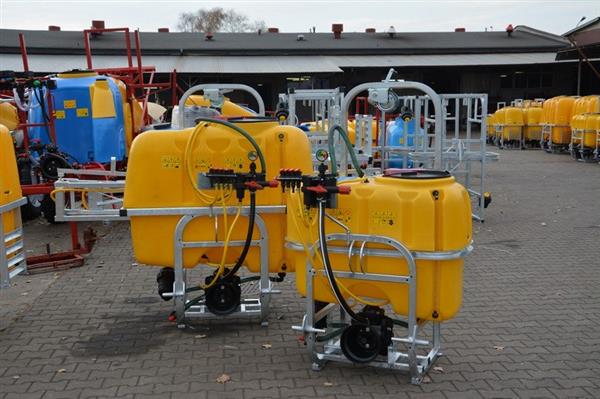 Grote foto kraffter 1200 gedragen veldspuit agrarisch mechanisatie