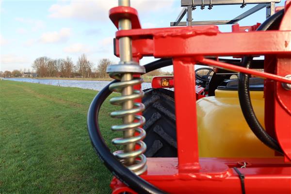 Grote foto kraffter veldspuit 6m boom en 200l tank agrarisch mechanisatie