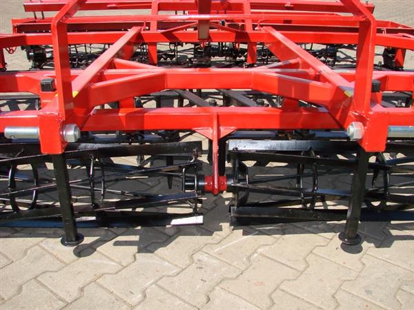 Grote foto kraffter cultivator met rol 300mm 2.2 4.4m agrarisch mechanisatie