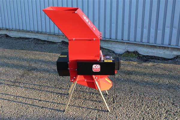 Grote foto ceccato olindo mais dorsmachine 600 kg u 230v agrarisch mechanisatie