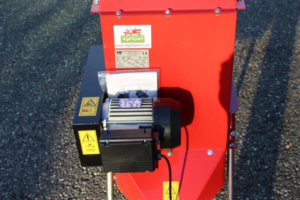 Grote foto ceccato olindo mais dorsmachine 600 kg u 230v agrarisch mechanisatie