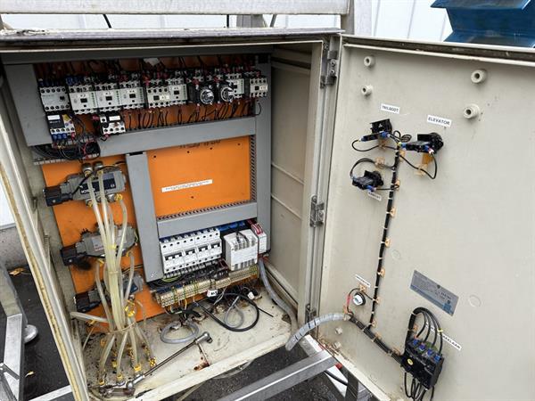 Grote foto marcelissen afweegmachine voor friet met elevator agrarisch tuinbouw