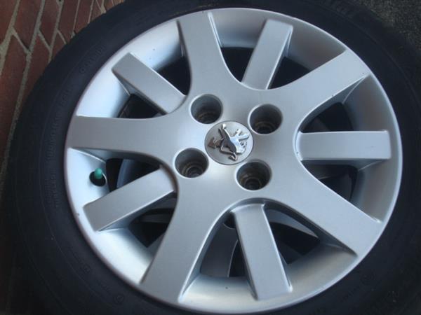 Grote foto 15 inch hockenheim velgen peugeot 207 cc 4x108 auto onderdelen banden en velgen