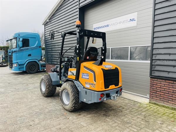 Grote foto giant g2700 hd x tra minishovel kniklader demo agrarisch shovels