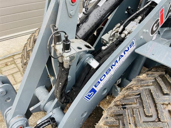 Grote foto giant g2700 hd x tra minishovel kniklader demo agrarisch shovels