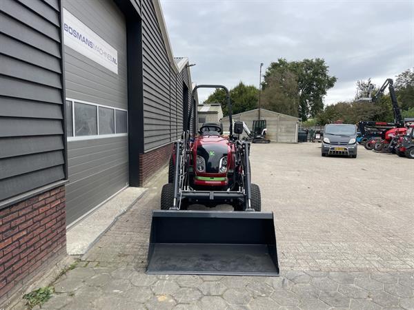 Grote foto knegt 304g2e minitractor electrisch 45pk optie frontlader agrarisch tractoren