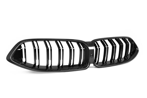 Grote foto dit betreft een set bmw 8 serie carbon grill nieren auto onderdelen tuning en styling