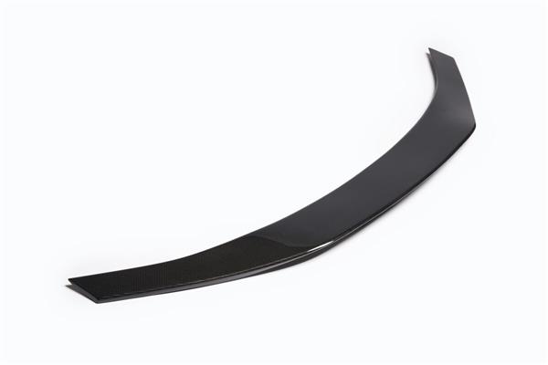Grote foto dit betreft een ferrari purosangue carbon kofferbak middel lip spoiler auto onderdelen tuning en styling