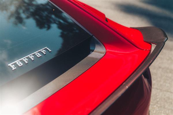 Grote foto ferrari 812 superfast carbon kofferbak spoiler lip auto onderdelen tuning en styling