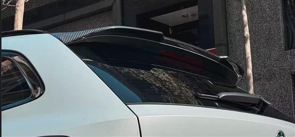 Grote foto dit betreft een bmw g21 g81 m3 touring carbon dak spoiler auto onderdelen tuning en styling