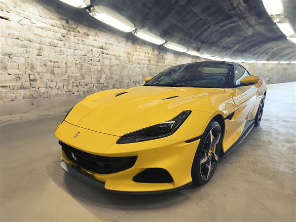 Grote foto ferrari portofino carbon side skirt extensions auto onderdelen tuning en styling