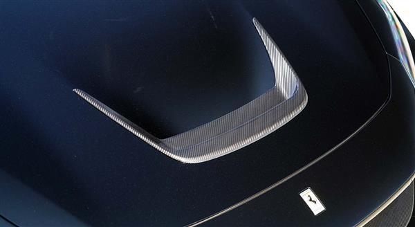 Grote foto ferrari f8 tributo spider carbon kofferbak motorkap inleg auto onderdelen tuning en styling