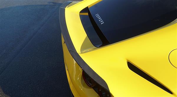 Grote foto ferrari 812 superfast carbon kofferbak spoiler lip auto onderdelen tuning en styling