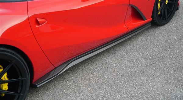 Grote foto ferrari 812 superfast gts carbon side skirt extensions auto onderdelen tuning en styling