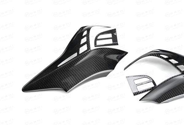 Grote foto toyota yaris gr carbon achterlamp cover kappen auto onderdelen tuning en styling