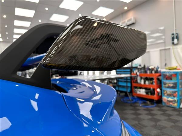 Grote foto porsche 992 911 gt3 carbon spoiler end plates auto onderdelen tuning en styling