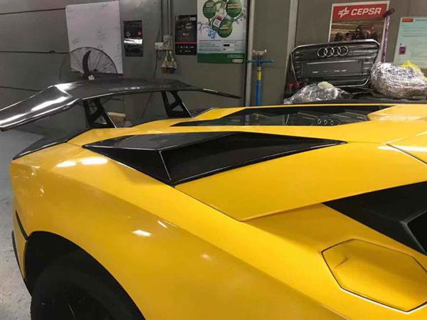 Grote foto lamborghini aventador sv style carbon lucht happer auto onderdelen tuning en styling