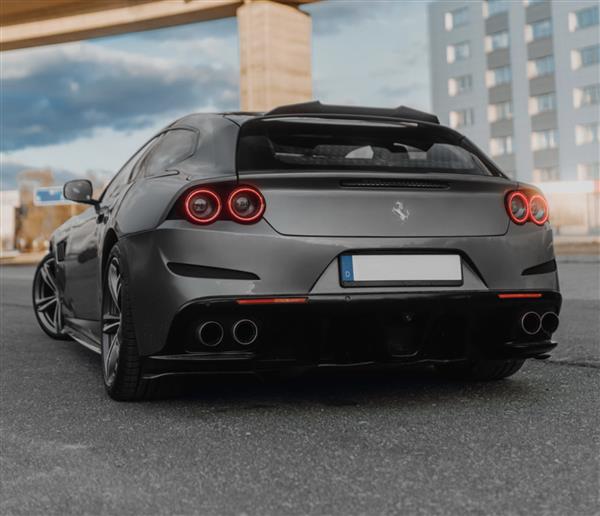 Grote foto ferrari gtc4 lusso carbon dak spoiler auto onderdelen tuning en styling