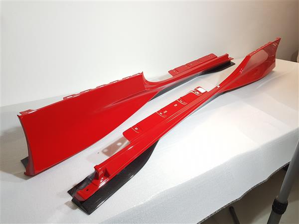 Grote foto ferrari f8 tributo carbon sideskirts auto onderdelen tuning en styling