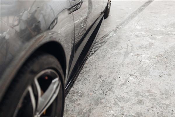 Grote foto ferrari gtc4 lusso carbon side skirts extensions auto onderdelen tuning en styling