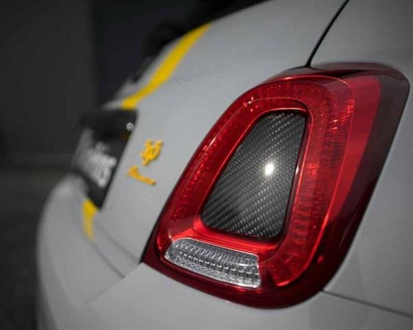 Grote foto fiat abarth 595 2016 carbon fiber middenstuk achterlamp trim cover auto onderdelen tuning en styling