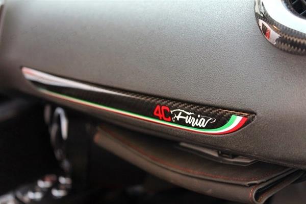 Grote foto alfa romeo 4c carbon fiber dashbord trim cover auto onderdelen tuning en styling