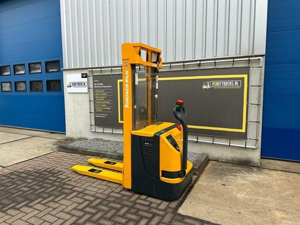 Grote foto vs 21848 elektrische triplex stapelaar jungheinrich ejc16 4.600mm doe het zelf en verbouw hefwerktuigen