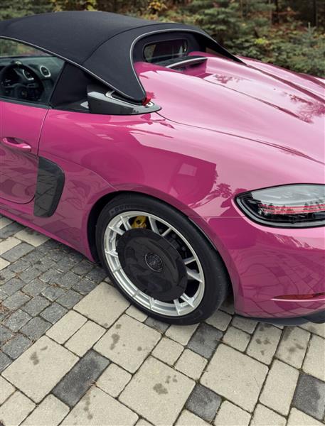 Grote foto dit betreft een set porsche 718 cayman gt4rs spyder rs carbon aero velg disc auto onderdelen tuning en styling