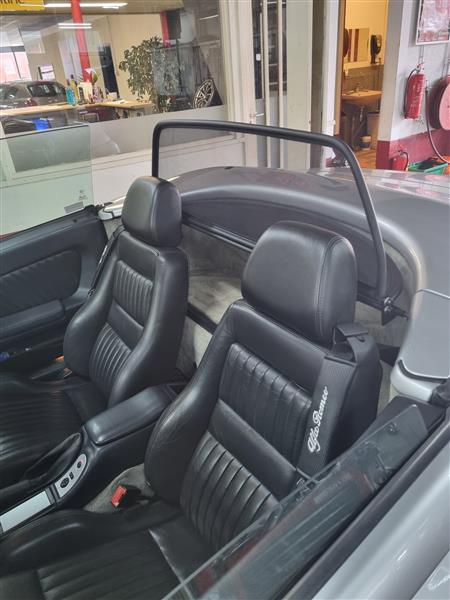 Grote foto windscherm alfa romeo spider 916 beige auto onderdelen overige auto onderdelen
