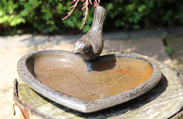 Grote foto vogelschaal vogelbad hart met vogel gietijzer vb145 verzamelen overige verzamelingen