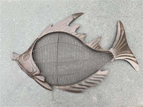 Grote foto muurhanger vis metaal donkerbruin 3d groot metaal tuin en terras tuindecoratie