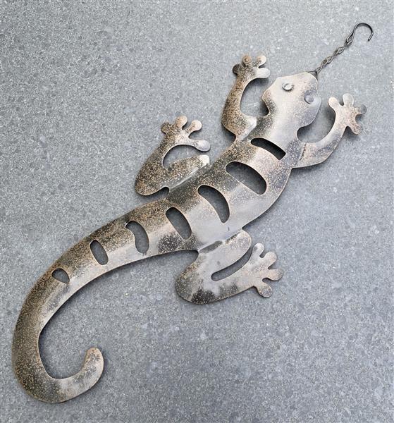 Grote foto salamander muurhanger metaal tuin en terras tuindecoratie