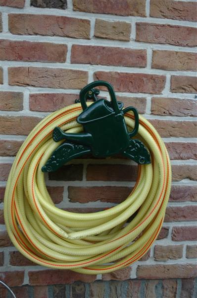 Grote foto tuinslanghouder tuinslanghaspel gieter gietijzer tg5g tuin en terras overige tuin en terras