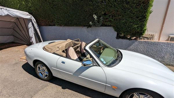 Grote foto jaguar xk8 windscherm auto onderdelen overige auto onderdelen