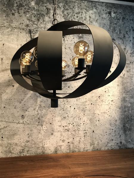 Grote foto metalen hanglamp industrial dark huis en inrichting woningdecoratie