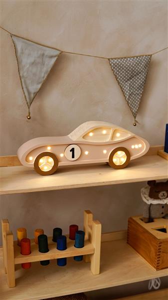 Grote foto houten decoratieve lamp auto bruin 2xaa batterijen zonder dimfunctie of afstandsbediening kinderen en baby complete kinderkamers