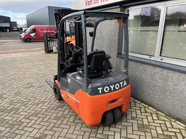 Grote foto heftruck toyota 8fbet18 triplo 500 freelift sideshift elektrisch 2013 agrarisch heftrucks