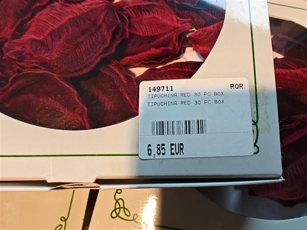 Grote foto actie tipuchina rood doosje met 30 blaadjes gepreserveerd zacht als stachys ezelsoo op op verzamelen overige verzamelingen