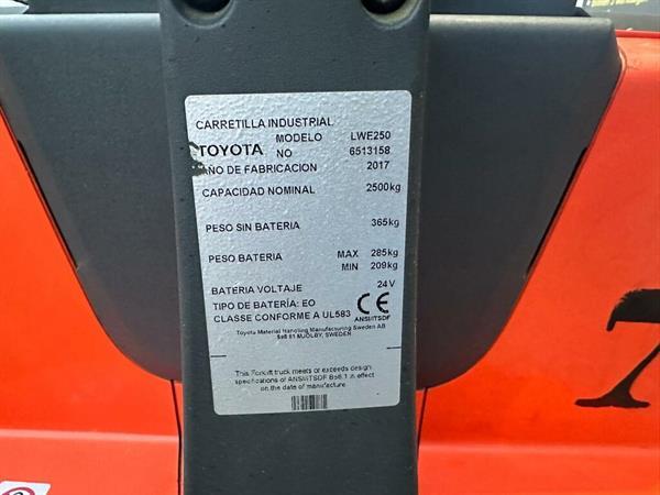 Grote foto vs 21941 elektrische palletwagen bt blokpallets doe het zelf en verbouw hefwerktuigen