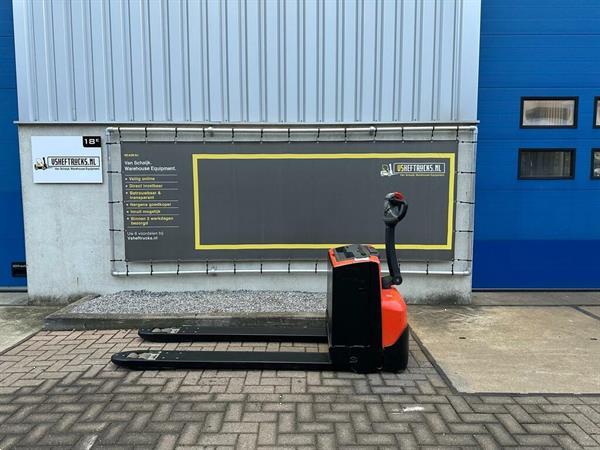 Grote foto vs 21941 elektrische palletwagen bt blokpallets doe het zelf en verbouw hefwerktuigen