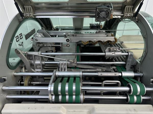 Grote foto waldyssa automac piu 55 strechfolie verpakkingsmachine met 2 meter transportband agrarisch tuinbouw