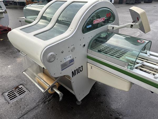 Grote foto waldyssa automac piu 55 strechfolie verpakkingsmachine met 2 meter transportband agrarisch tuinbouw